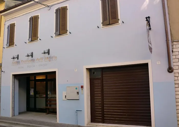 Dell'angelo